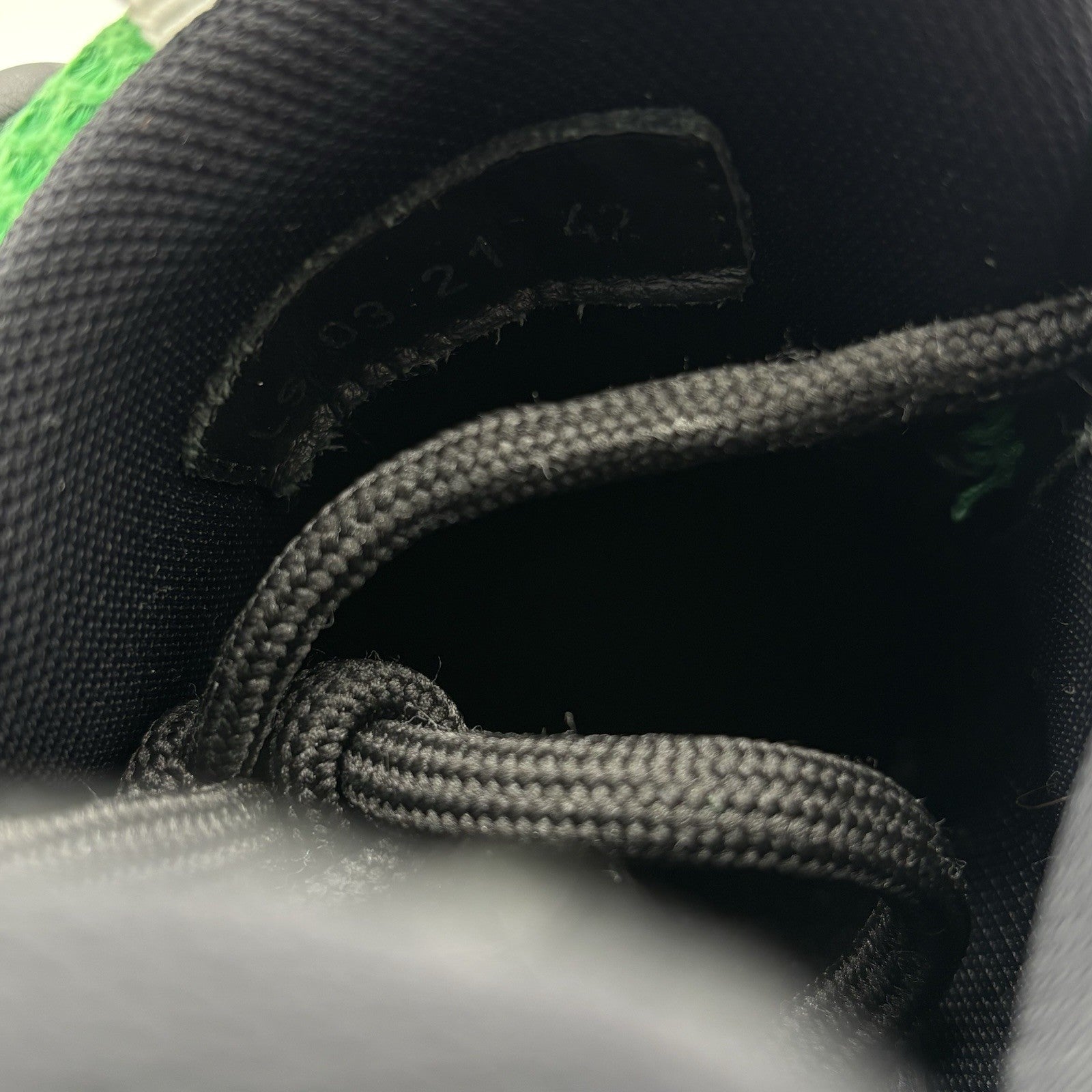 Size 42 (9 US) - Dior B22 Sneaker ' Green White Black ' | GREAT CONDITION!