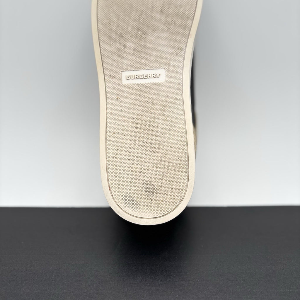 Size 42 (9 US) Burberry House Check ' Black Archive Beige White ' | GREAT COND!