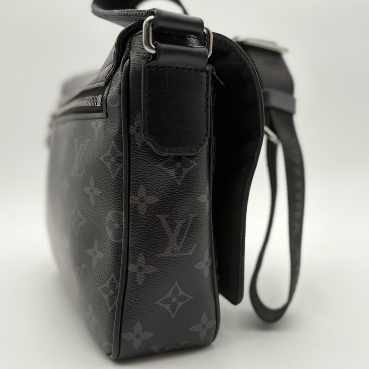 District PM Monogram Eclipse Messenger Bag Black — photo 6