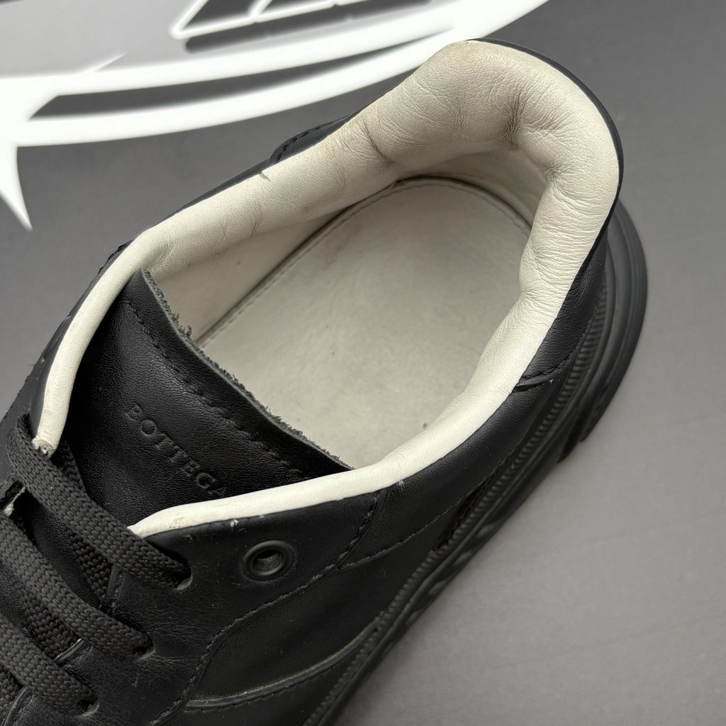 Size 42.5 (9.5 US) - Bottega Veneta Calf Leather Speedster Sneakers ' Black '