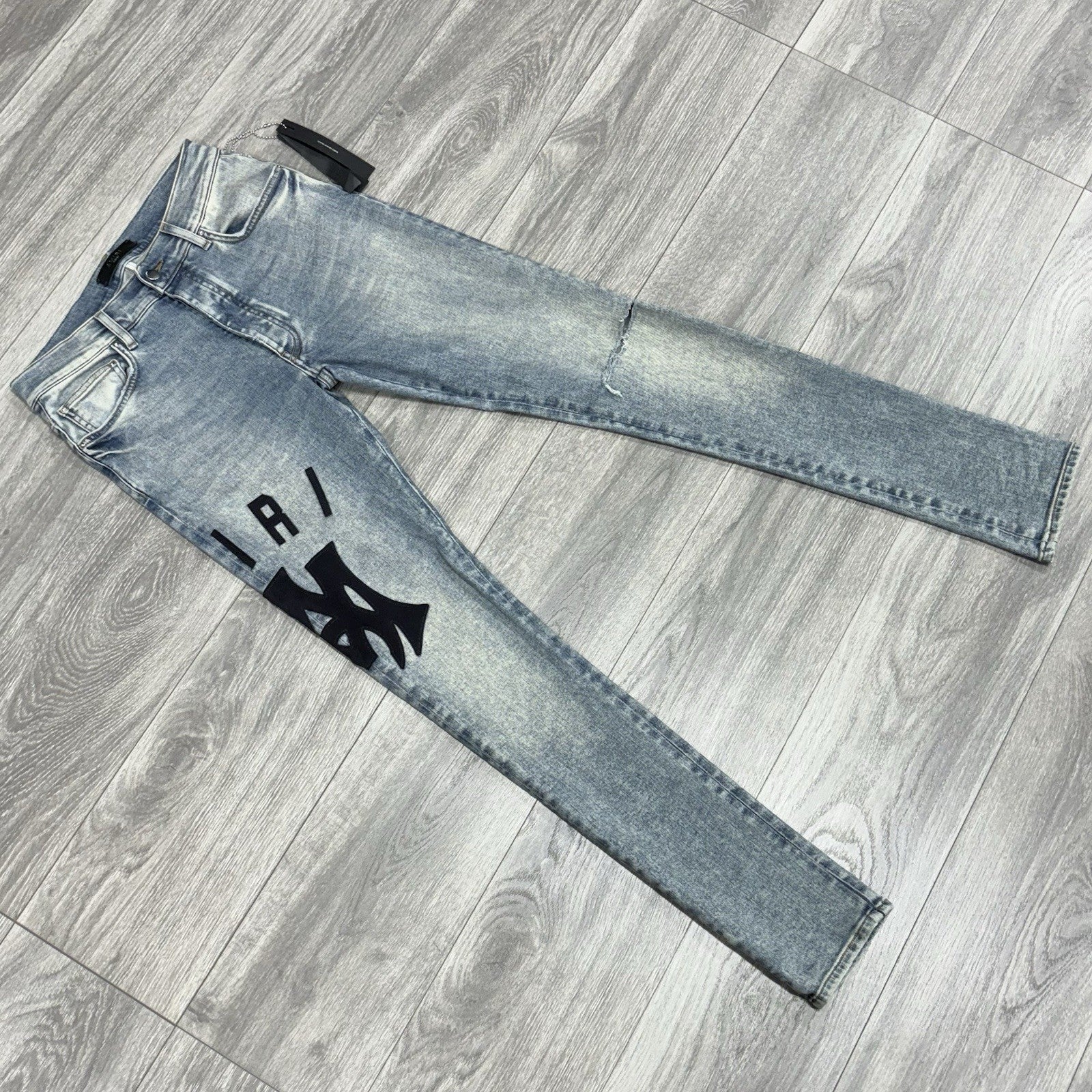 Size 30 - Amiri Suede Logo Appliqué Ripped Jeans ' Blue ' | BRAND NEW!