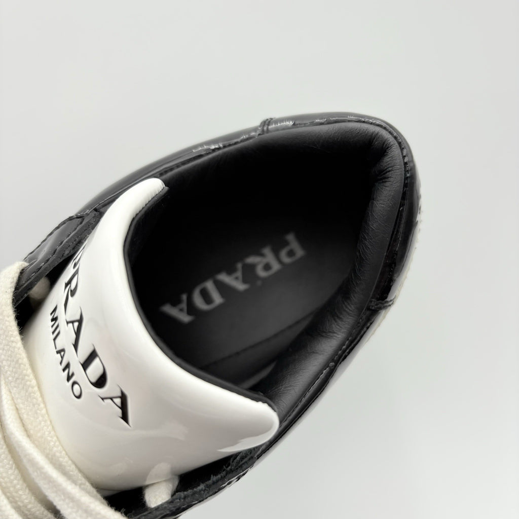 Size 8.5 UK (9.5 US) Prada Downtown Low Patent Leather ' Black White ' | GREAT!