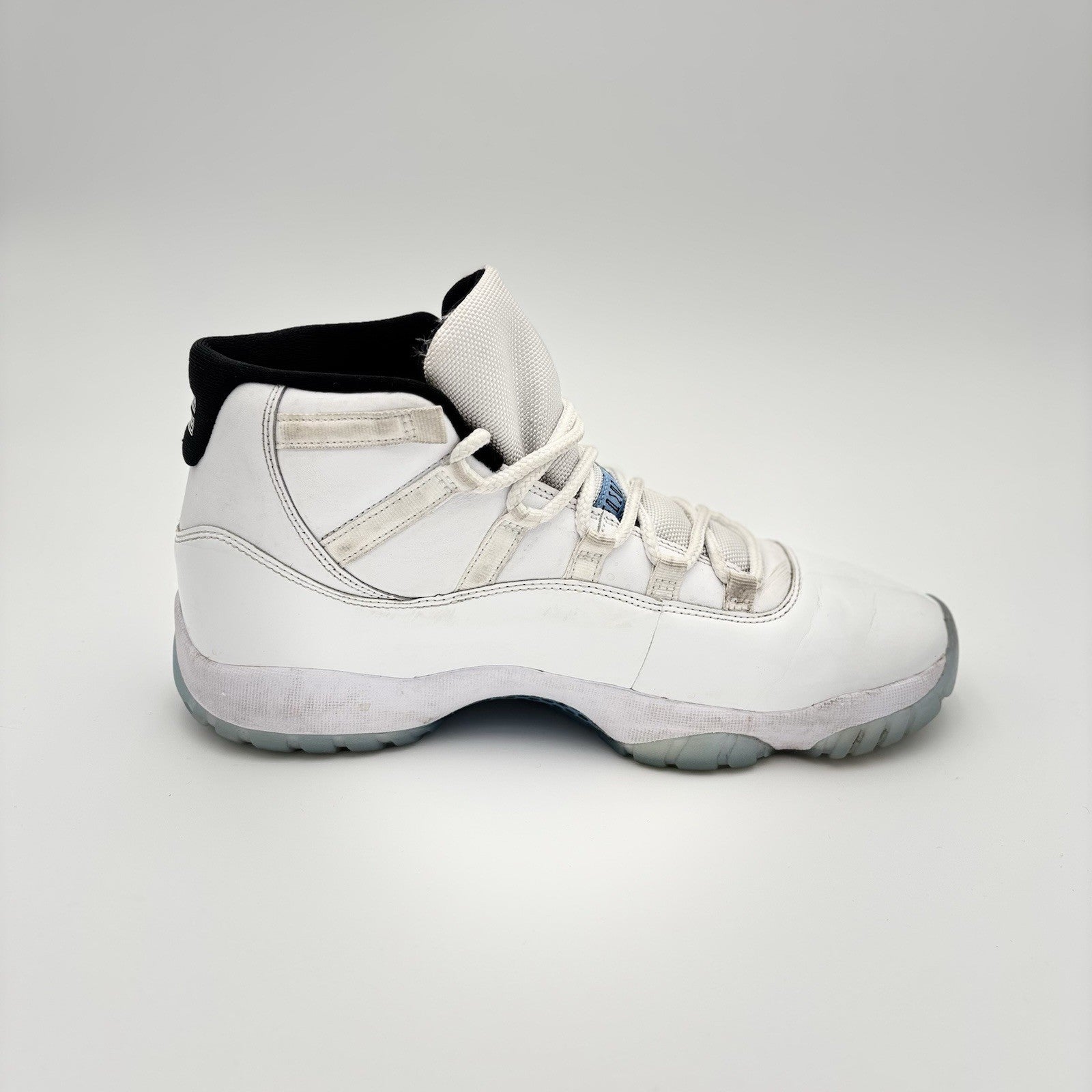 Size 11 - Air Jordan 11 Retro 2024 Legend Blue / Columbia | GOOD CONDITION!