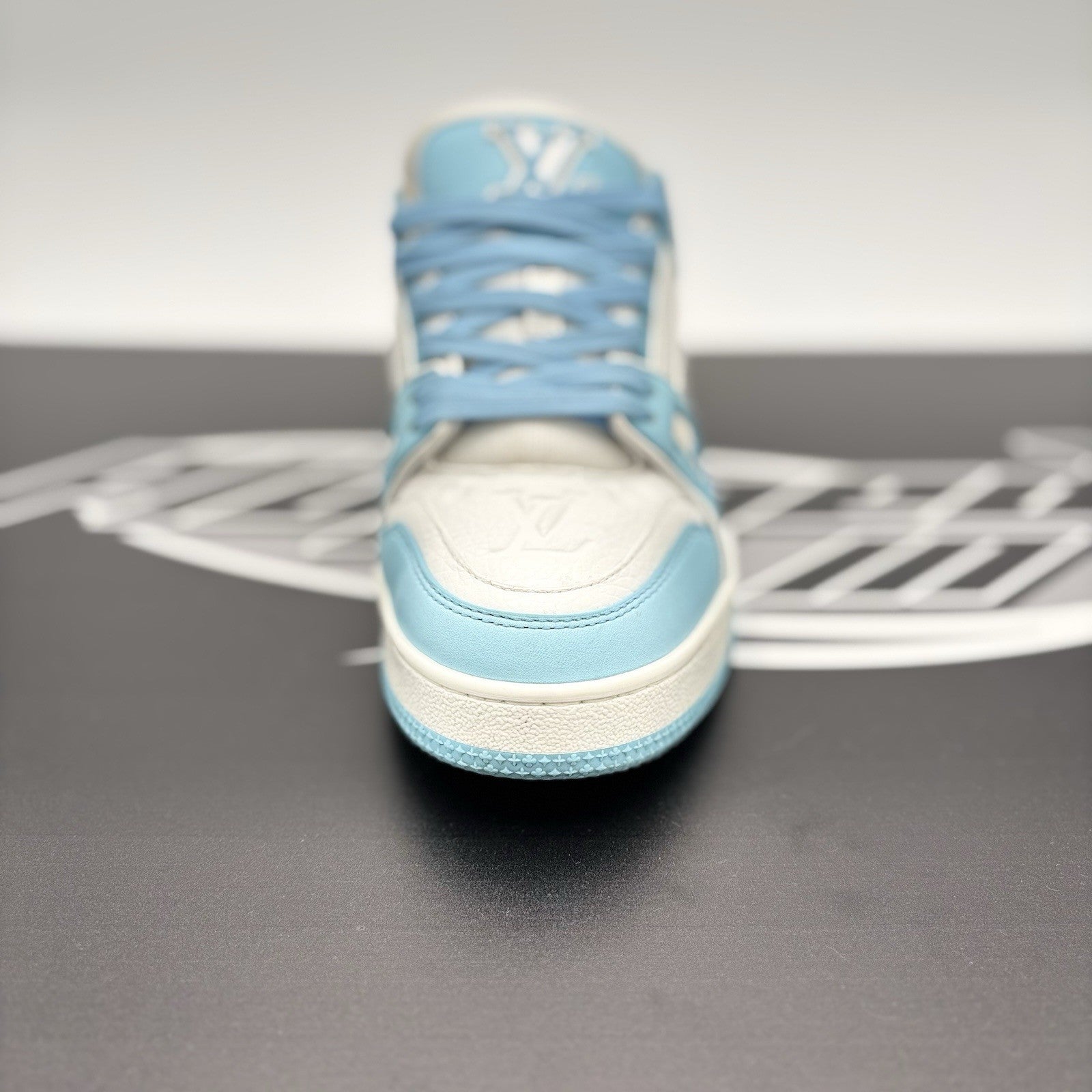 Size 4 LV (5-5.5 US) - Louis Vuitton Trainer ' Sky Blue, White ' | GREAT COND!