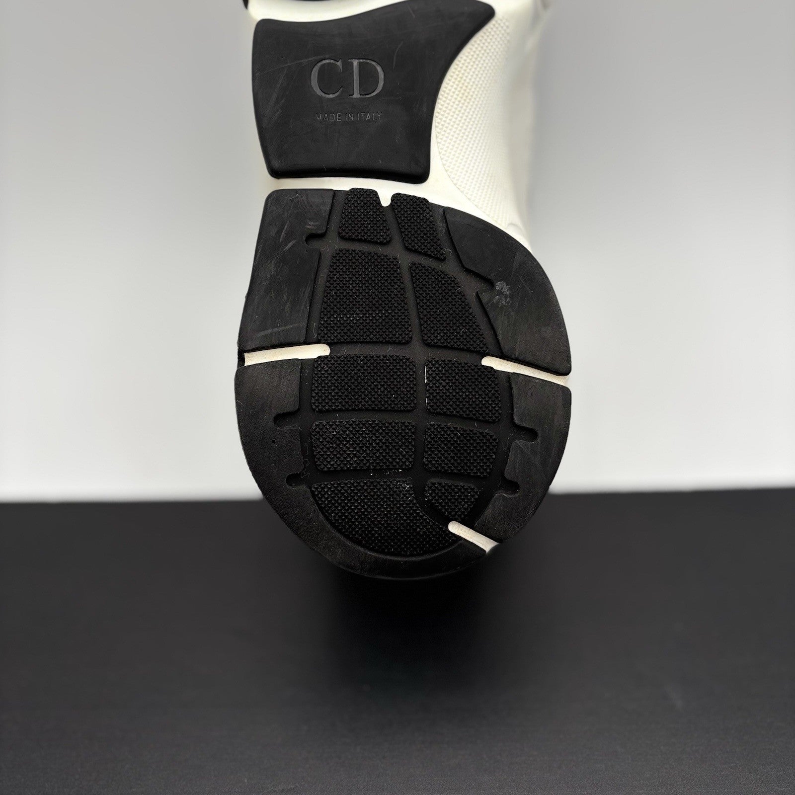 Size 42 (9 US) - Dior B22 Sneaker ' Green White Black ' | GREAT CONDITION!