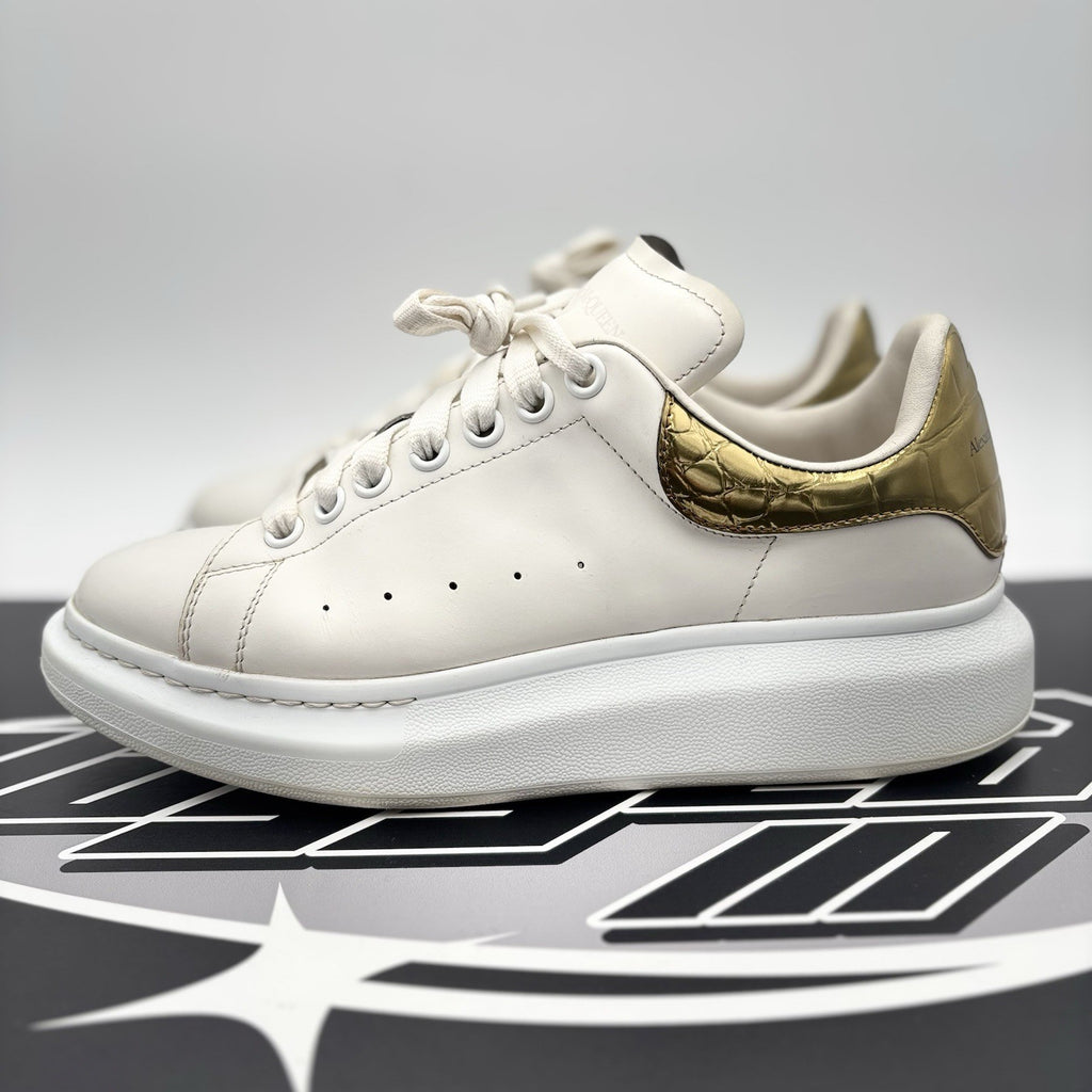 Size 41 (8 US) Alexander McQueen Oversized ' Gold Crocodile ' | GOOD COND!