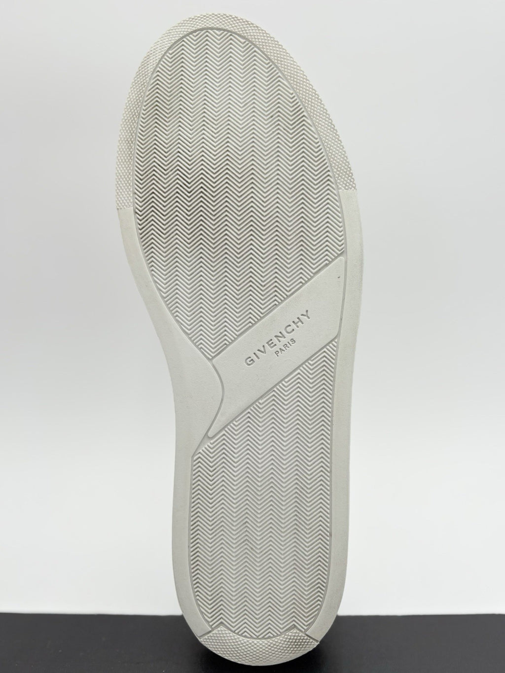 Size 42 (9 US) - Givenchy Strap Leather ' White Black ' | SUPER CLEAN!