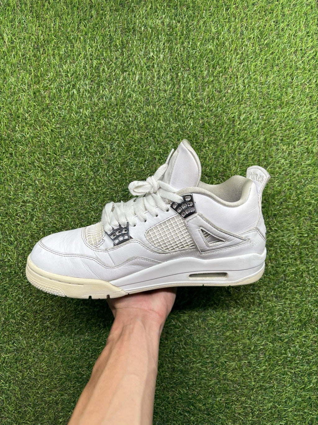 Size 9.5 - Jordan 4 Retro Mid Pure Money | GOOD CONDITION!