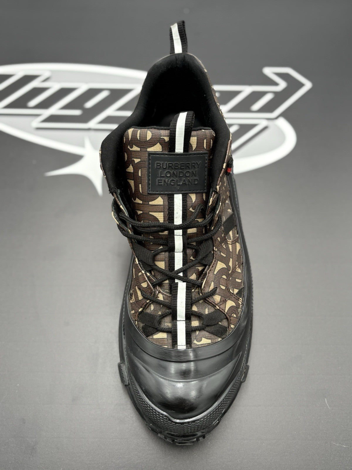 Size 46 (13 US) Burberry Arthur Low-Top  ' Monogram Print ' | GOOD CONDITION!