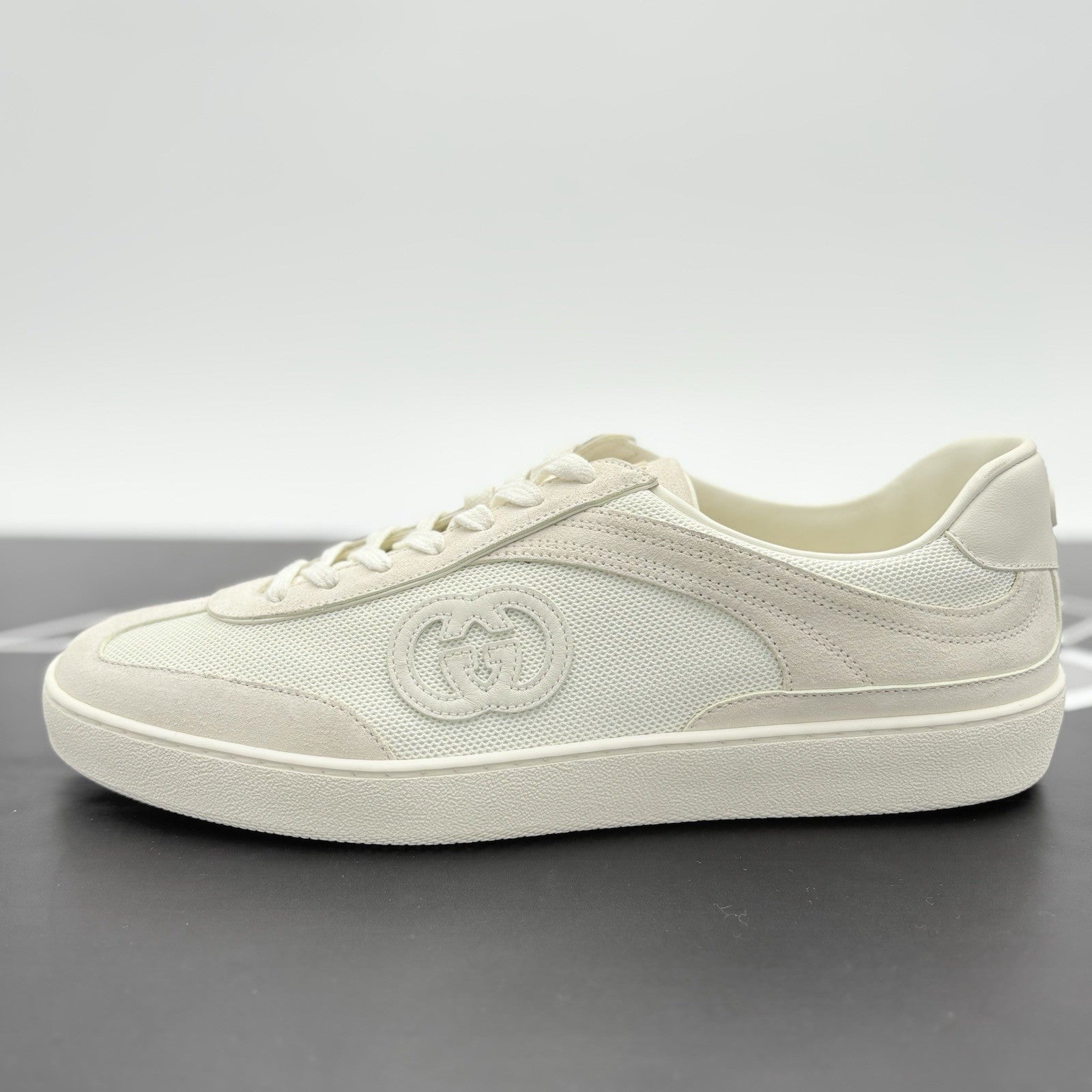 Size 9.5 G (10 US) Gucci G75 Interlocking G Suede Sneaker ' Beige White ' | NEW!