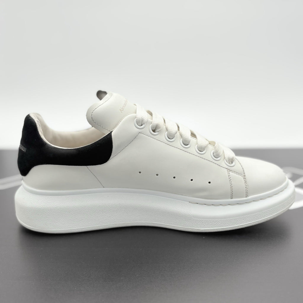 Size 41 (8 US) - Alexander McQueen ' White Black ' | GREAT CONDITION!
