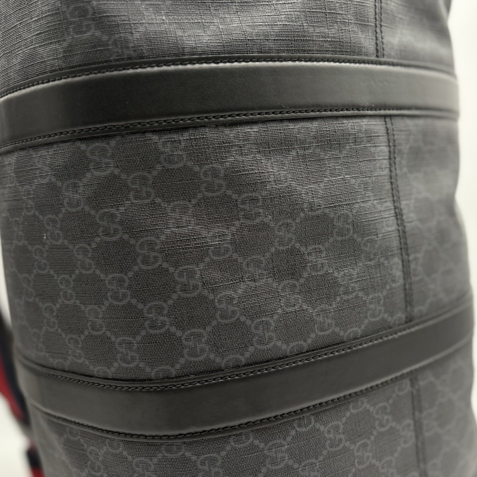 Gucci Carry On Large Duffle Bag ' Gg Supreme - Black ' | GREAT CONDITION!