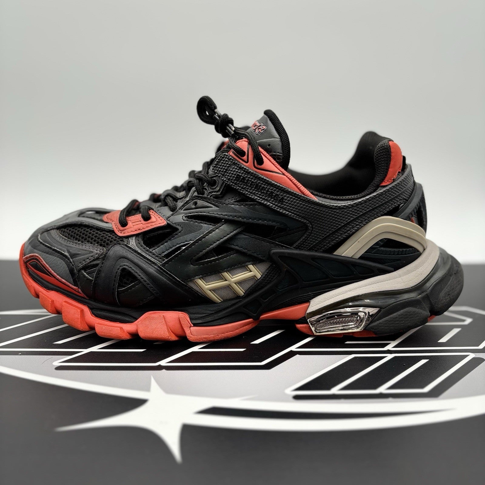 Size 42 (9 US) - Balenciaga Track 2 Trainer ' Black, Orange  '