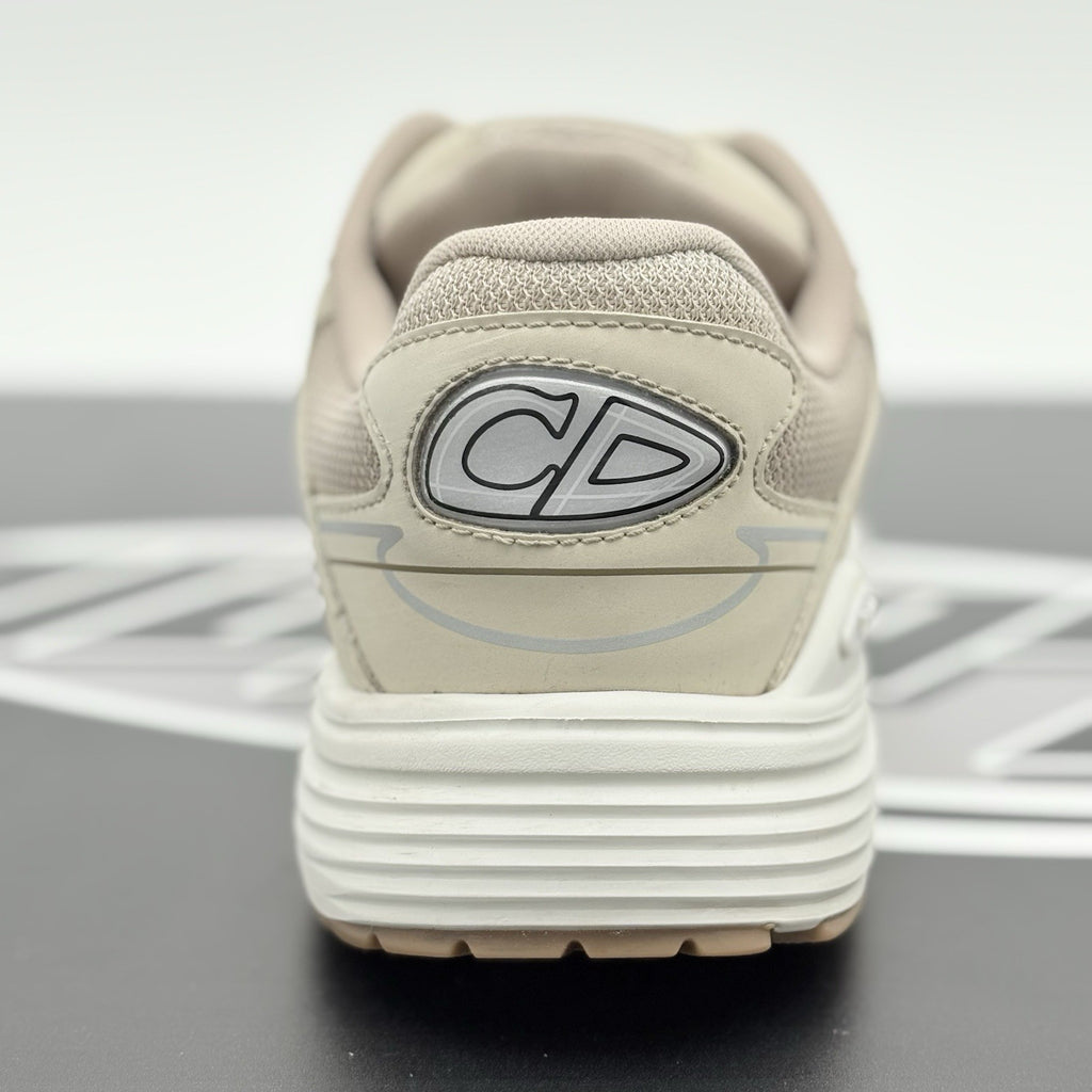 Size 41 (8 US) - Dior B30 Reflective Sneaker ' Tan White ' | GREAT CONDITION!