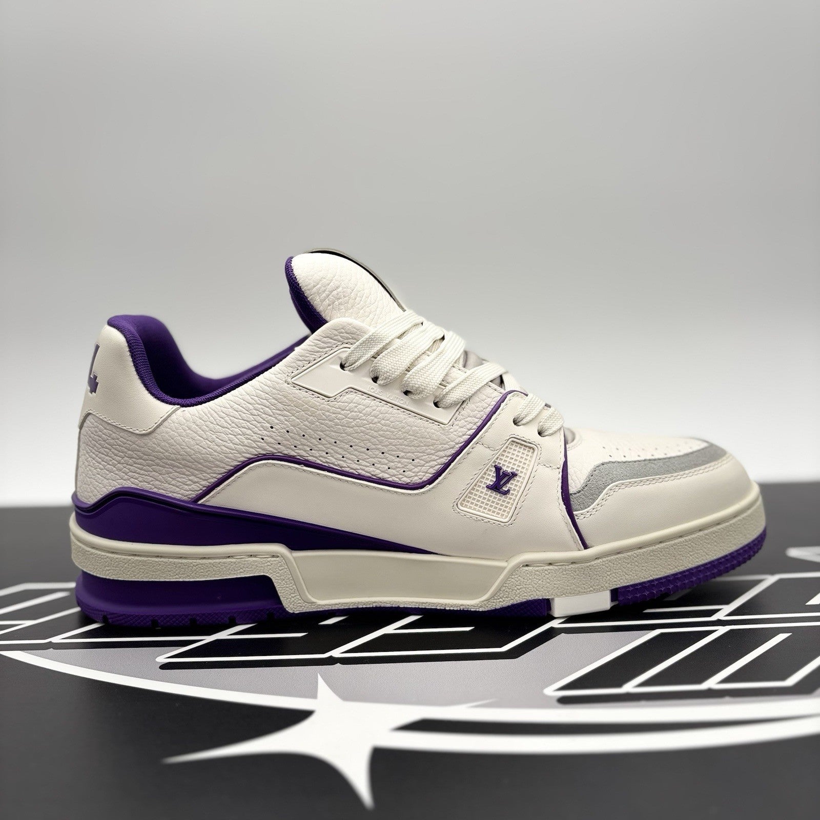 Size 7.5 LV (8.5-9 US) - Louis Vuitton Trainer ' White, Purple ' | WORN ONCE!