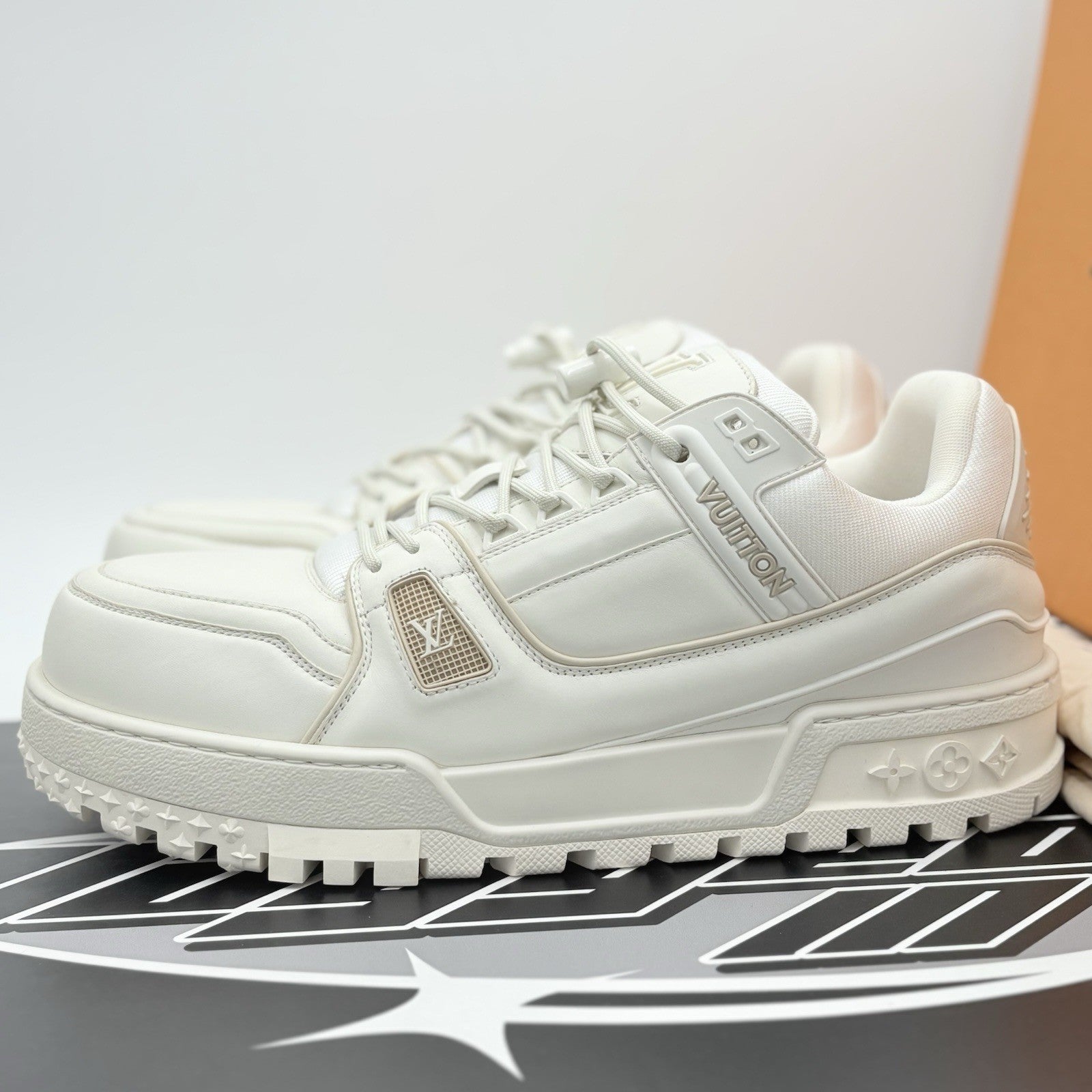 Size 10 LV (11-11.5 US) - Louis Vuitton Maxi Trainer ' White ' | WORN ONCE!