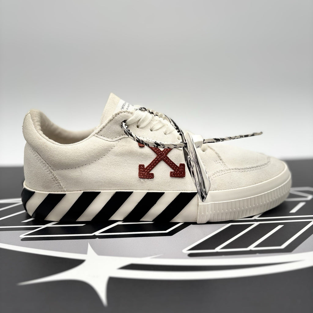 Size 40 (7 US) - Off-White Vulc Sneaker ' White ' | GOOD CONDITION!