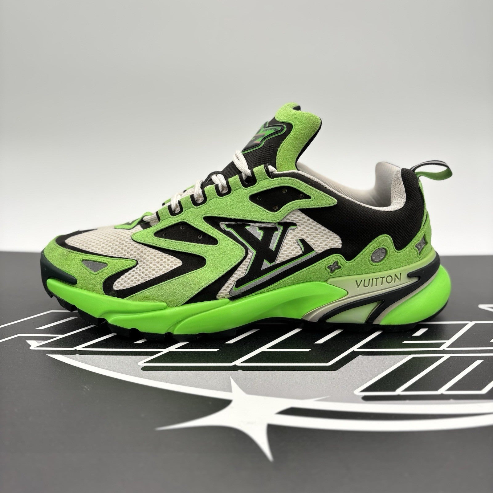 Size 10 LV (11-11.5 US) Louis Vuitton Tactic Runner ' Green ' | GOOD CONDITION!