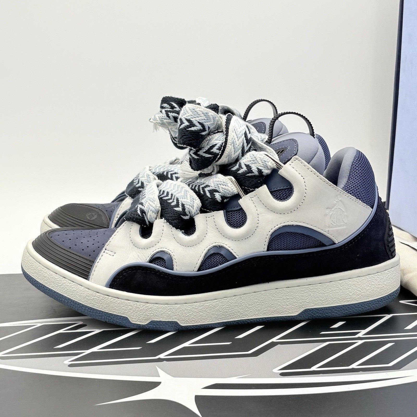 Size 43 (10 US) - Lanvin Curb Sneaker ' White Navy Blue ' | EXCELLENT CONDITION!