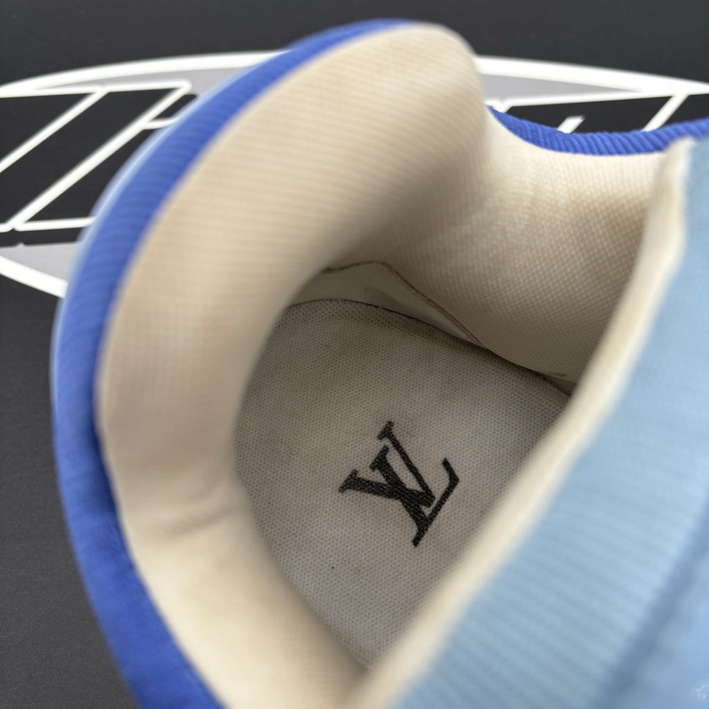 Size 9 LV (10-10.5 US) - Louis Vuitton Maxi ' Blue, Teal ' | GREAT CONDITION!