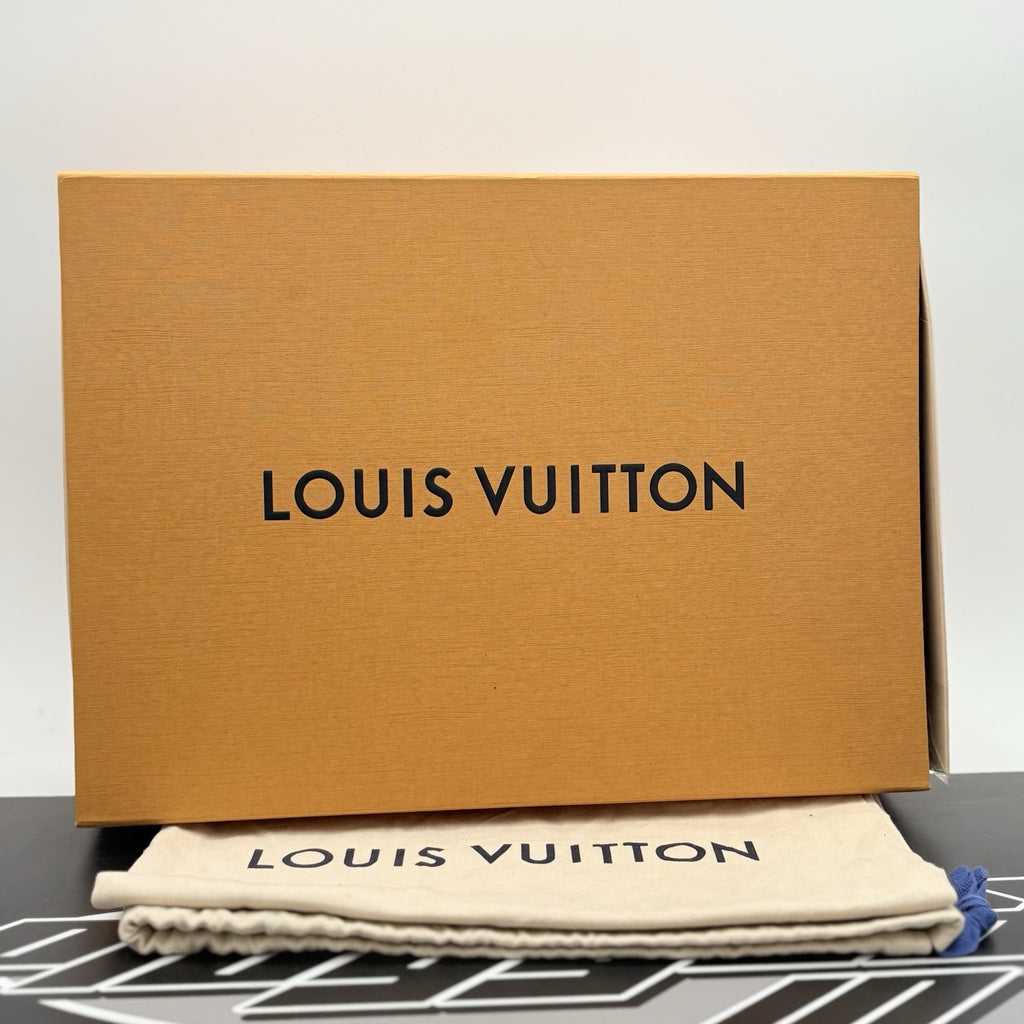 Size 6.5 LV (7.5-8 US) Louis Vuitton Trainer ' White Green Recycled ' | CLEAN!