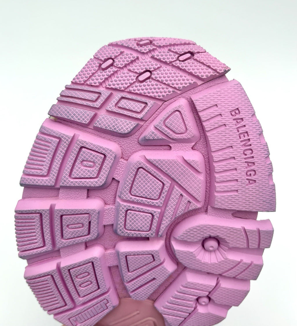 Size 40 EU - Balenciaga Runner ' Pink ' | BRAND NEW!