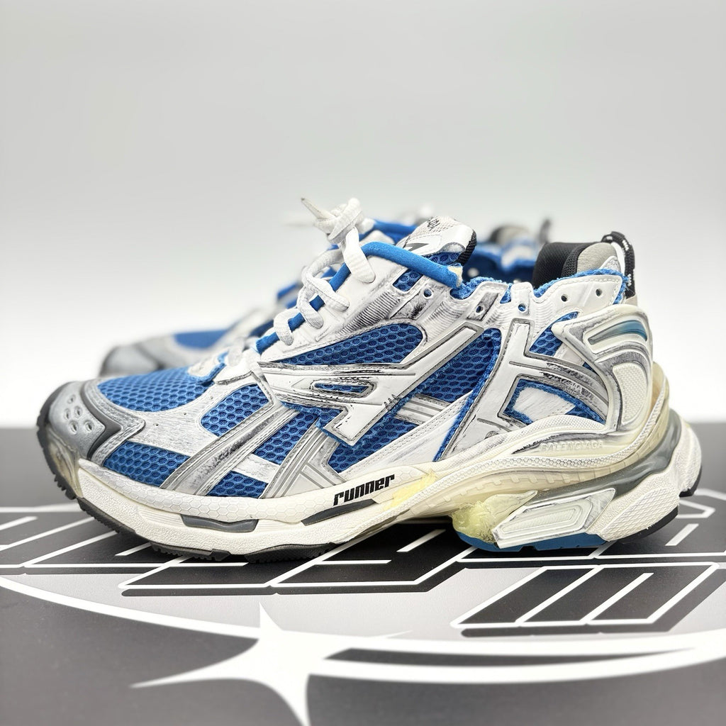 Size 43 (10 US) - Balenciaga Runner ' White, Blue ' | ONLY WORN 3x