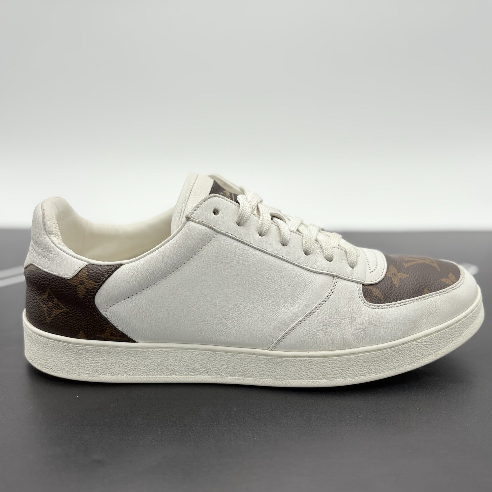 Size 9 LV (10-10.5 US) - Louis Vuitton Rivoli Leather  ' White Brown ' | GOOD!