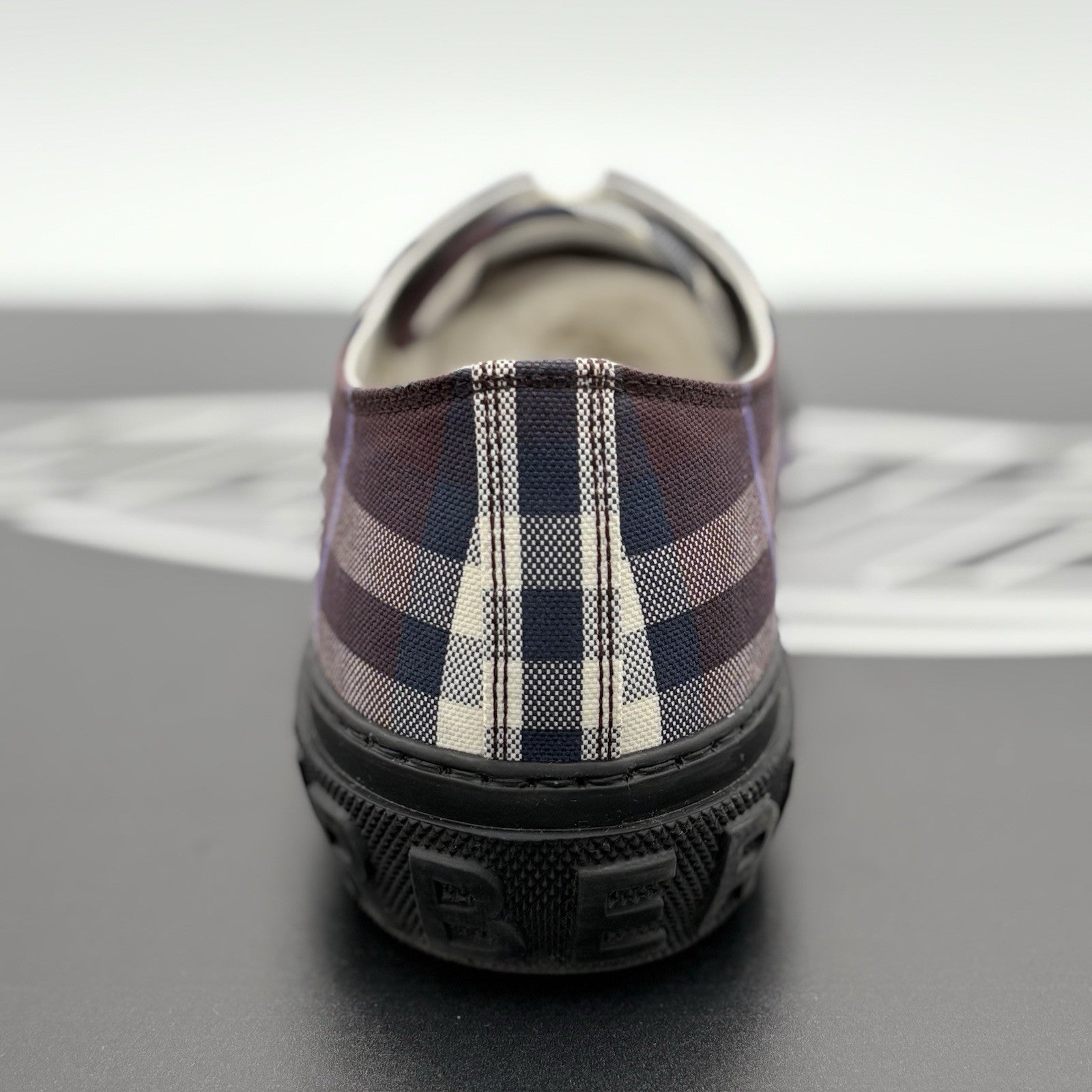 Size 43 (10 US) - Burberry Low Sneaker ' ' | SUPER CLEAN!