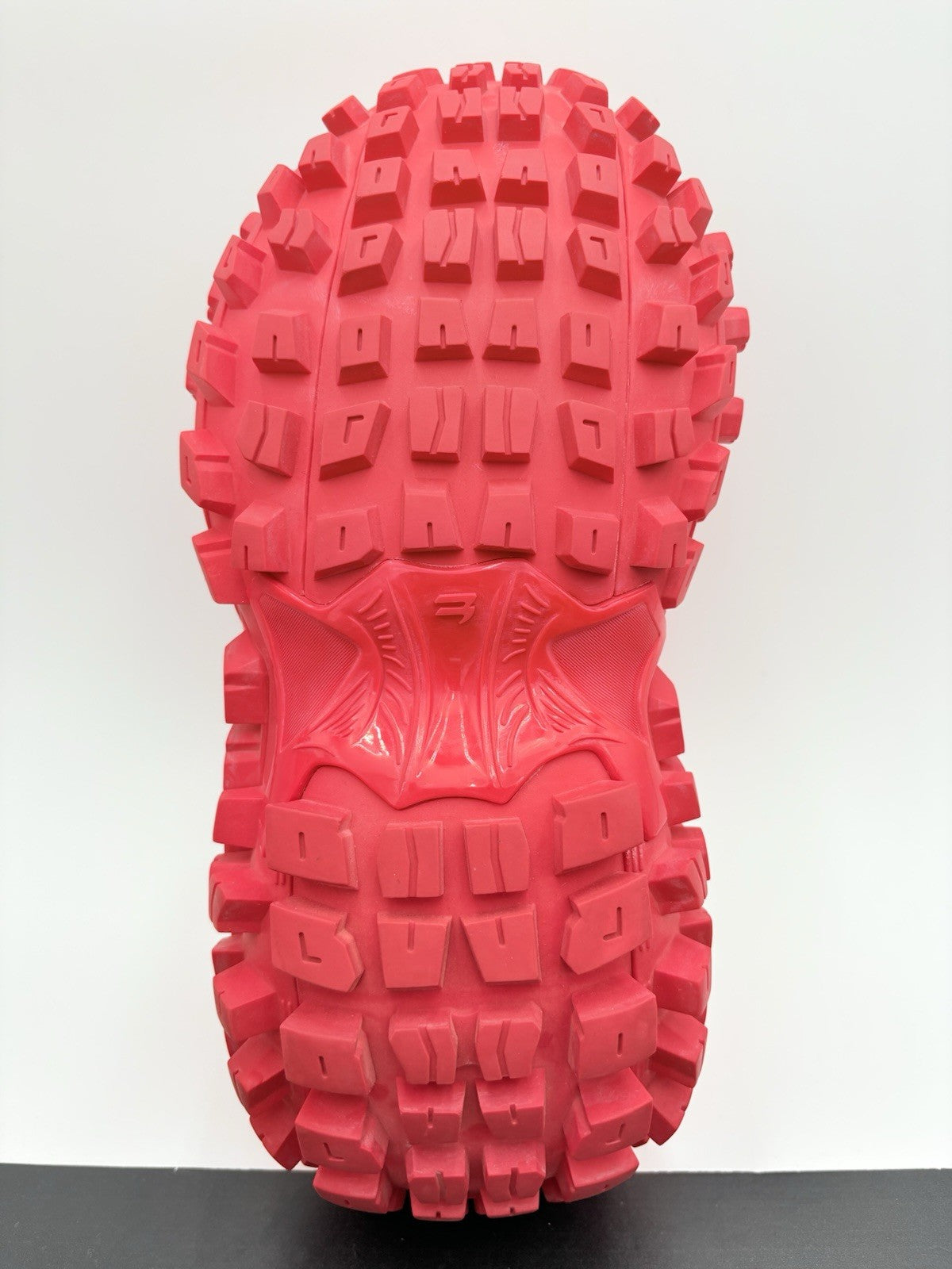 Size 40 (7 US) - Balenciaga Bouncer Defender Sneaker ' Red ' | EXCELLENT COND!
