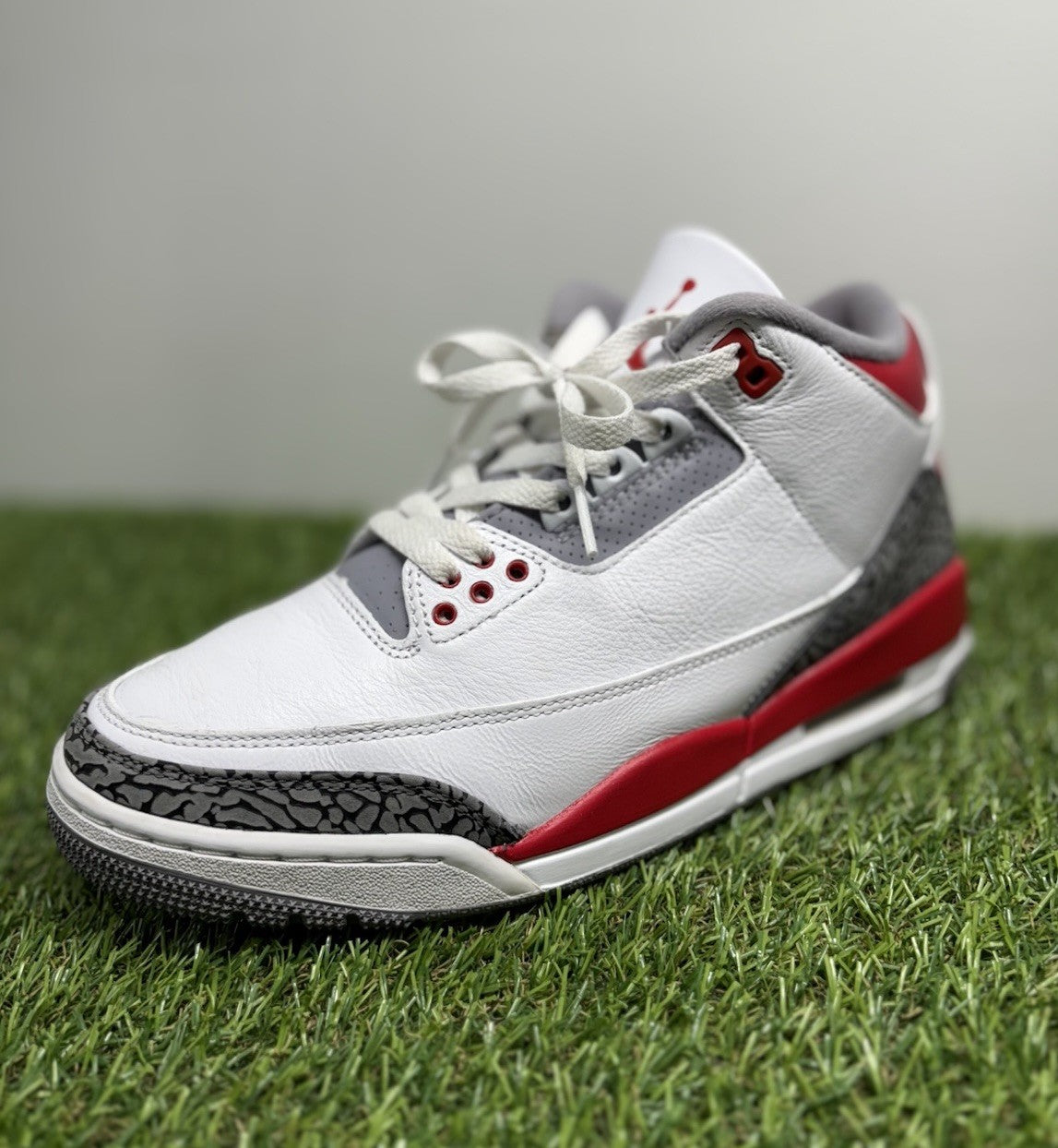 Size 8 - Air Jordan 3 Retro Mid ' Fire Red ' | SUPER CLEAN!