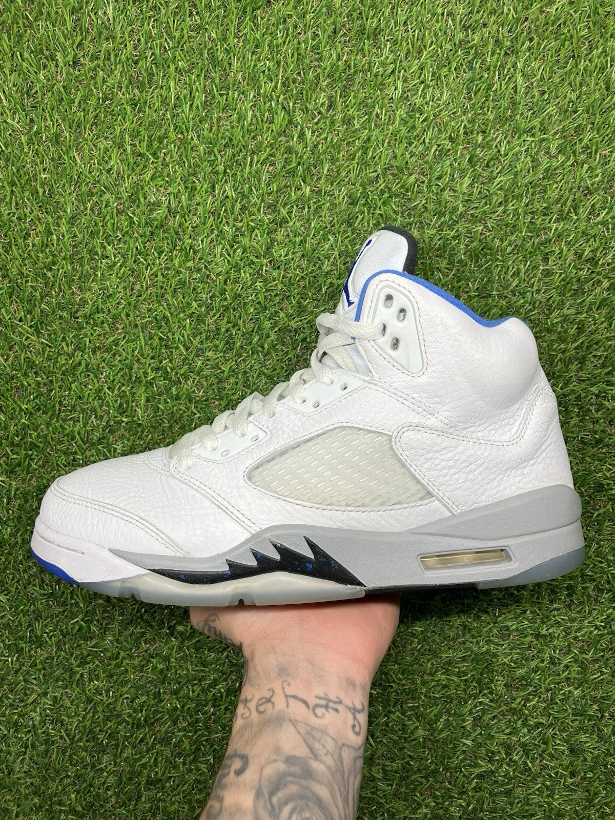 Size 9.5 - Nike Air Jordan 5 Retro ' Stealth 2.0 ' | GREAT CONDITION!