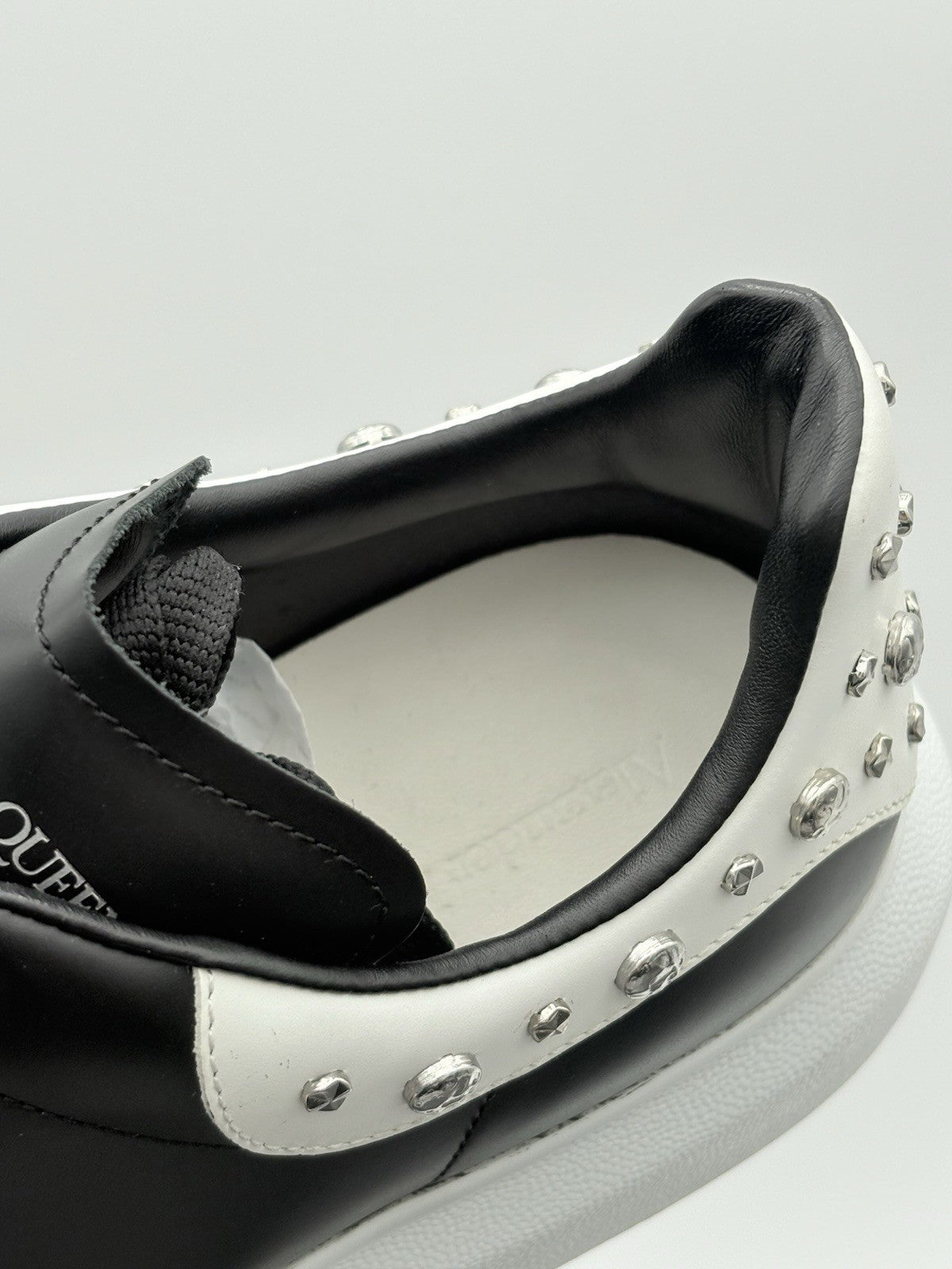 Size 43.5 (10.5 US) Alexander McQueen Studded Oversized ' White Black ' | CLEAN!