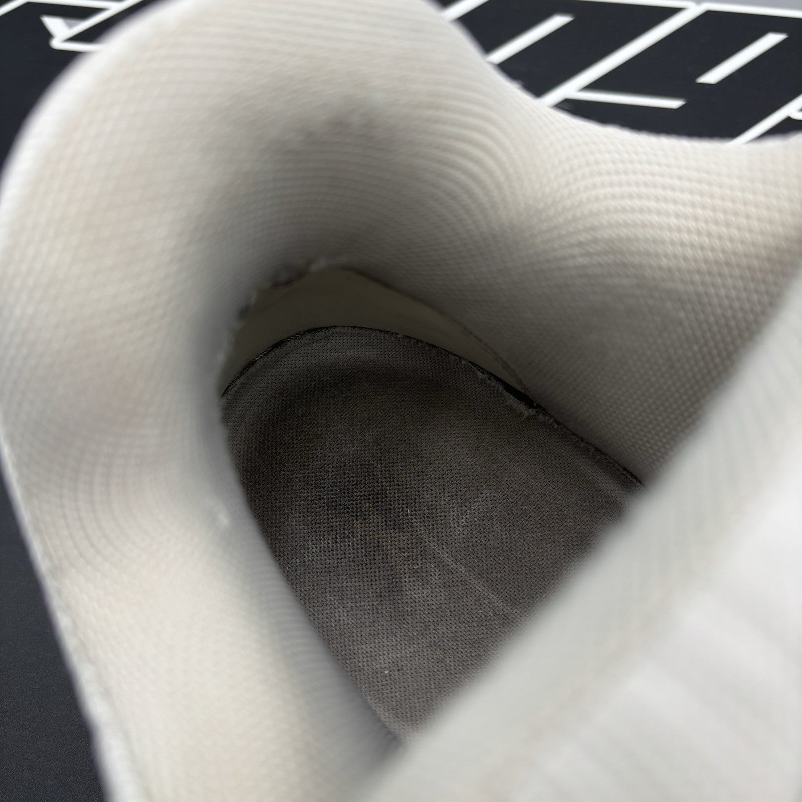 Size 9 LV (10-10.5 US) - Louis Vuitton Maxi Trainer ' White '