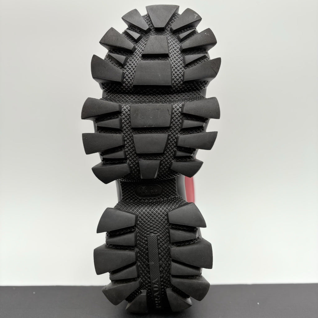 Size 7 UK (8 US) - Prada Cloudbust Thunder ' Red Black ' | SUPER CLEAN!