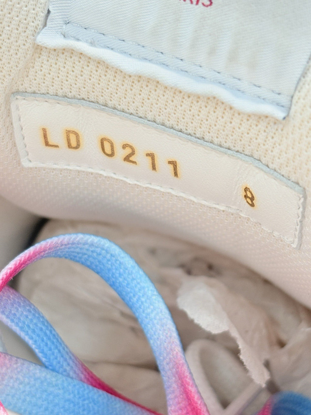 Size 8 LV (9-9.5 US) Louis Vuitton Ollie ' White Rainbow Monogram ' | GREAT COND
