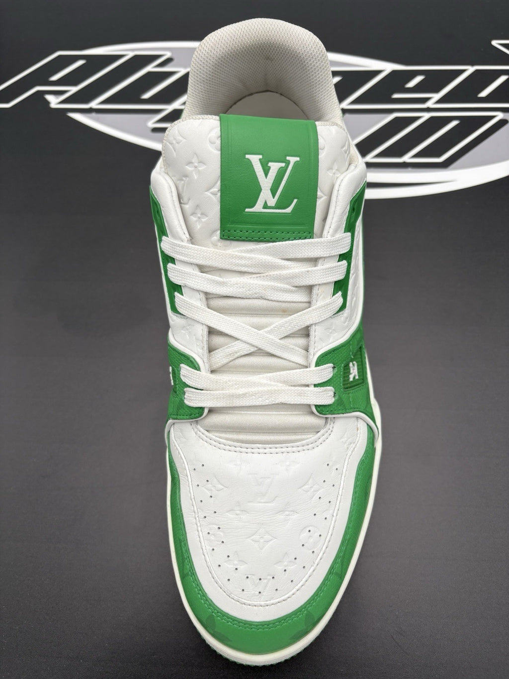 Size 9 LV (10-10.5 US) - Louis Vuitton Trainer ' Green White ' | GREAT CONDITION