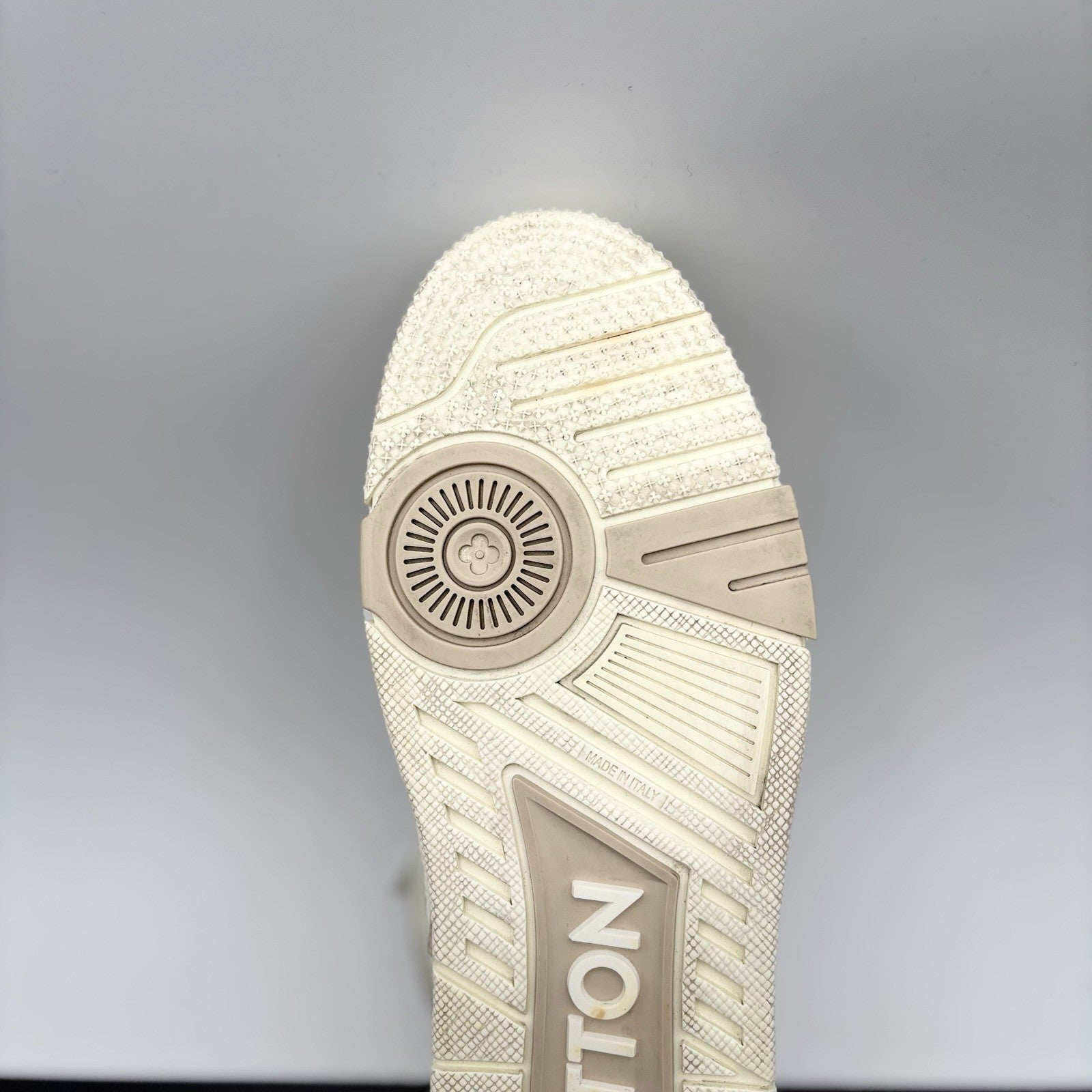 Size 7.5 LV (8.5-9 US) - Louis Vuitton Skate ' Beige White ' | GREAT COND!