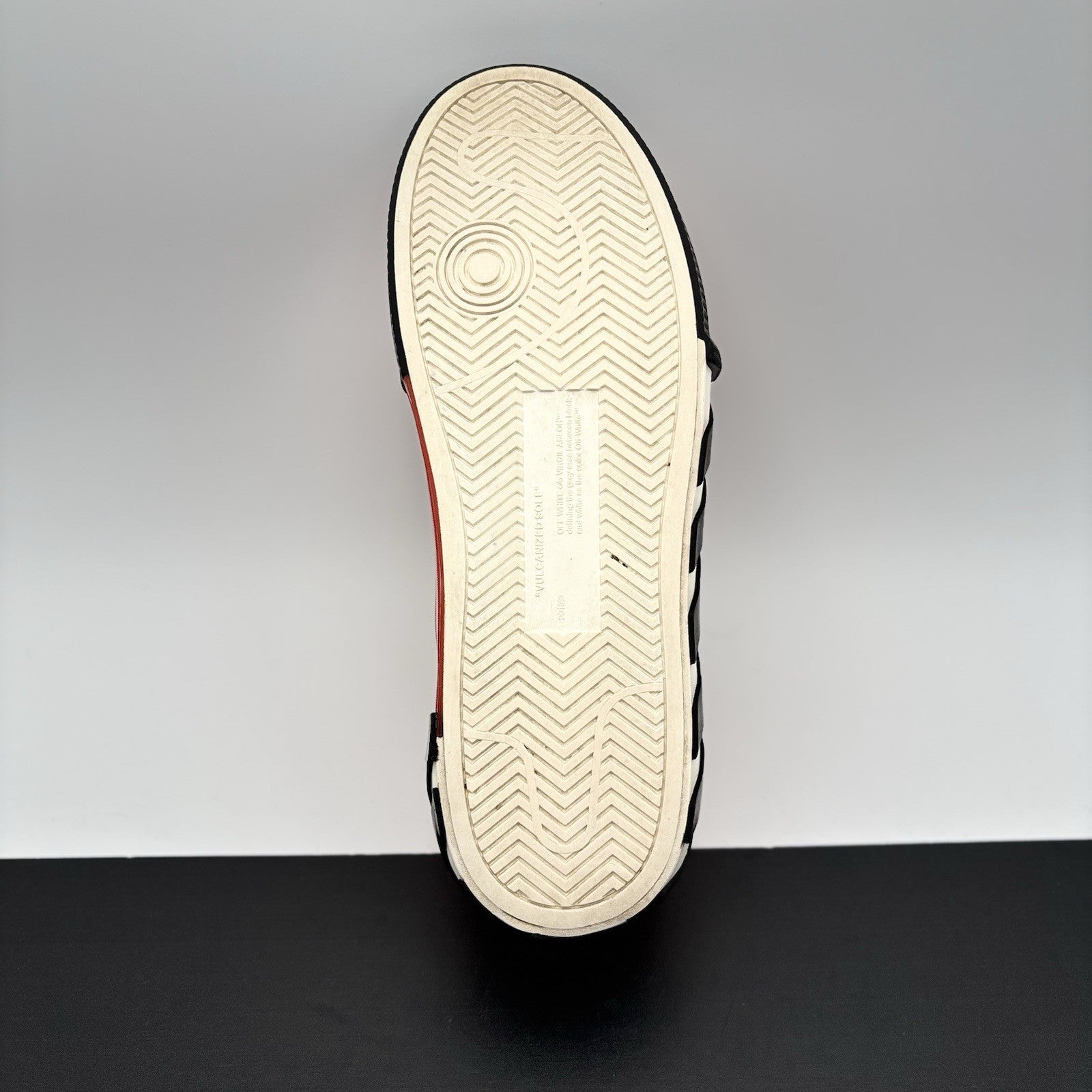 Size 44 (11 US) - Off White Vulcanized Low Orange Black ' | GOOD CONDITION!