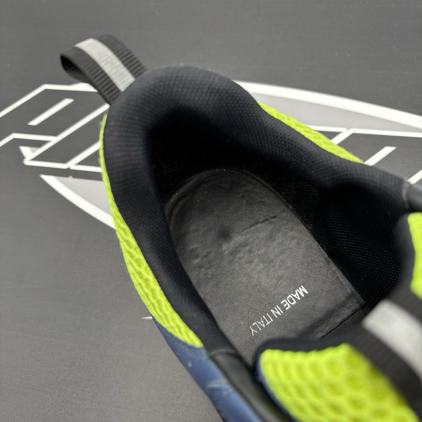 Size 42 (9 US) - Dior B22 Sneaker ' Blue, Lime '| GOOD CONDITION!