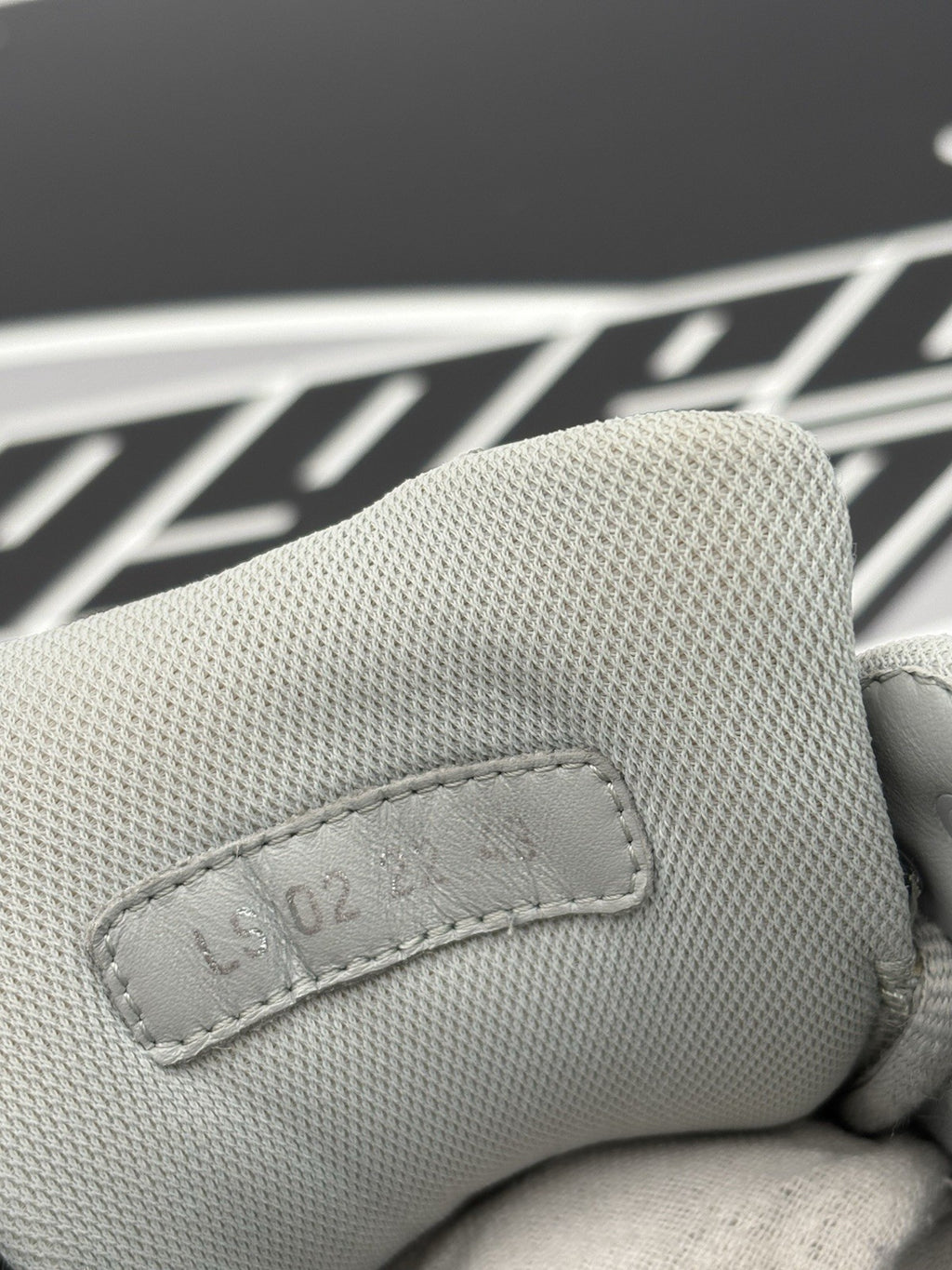 Size 43 (10 US) - Dior B30 Reflective Sneaker ' Gray ' | GREAT CONDITION!