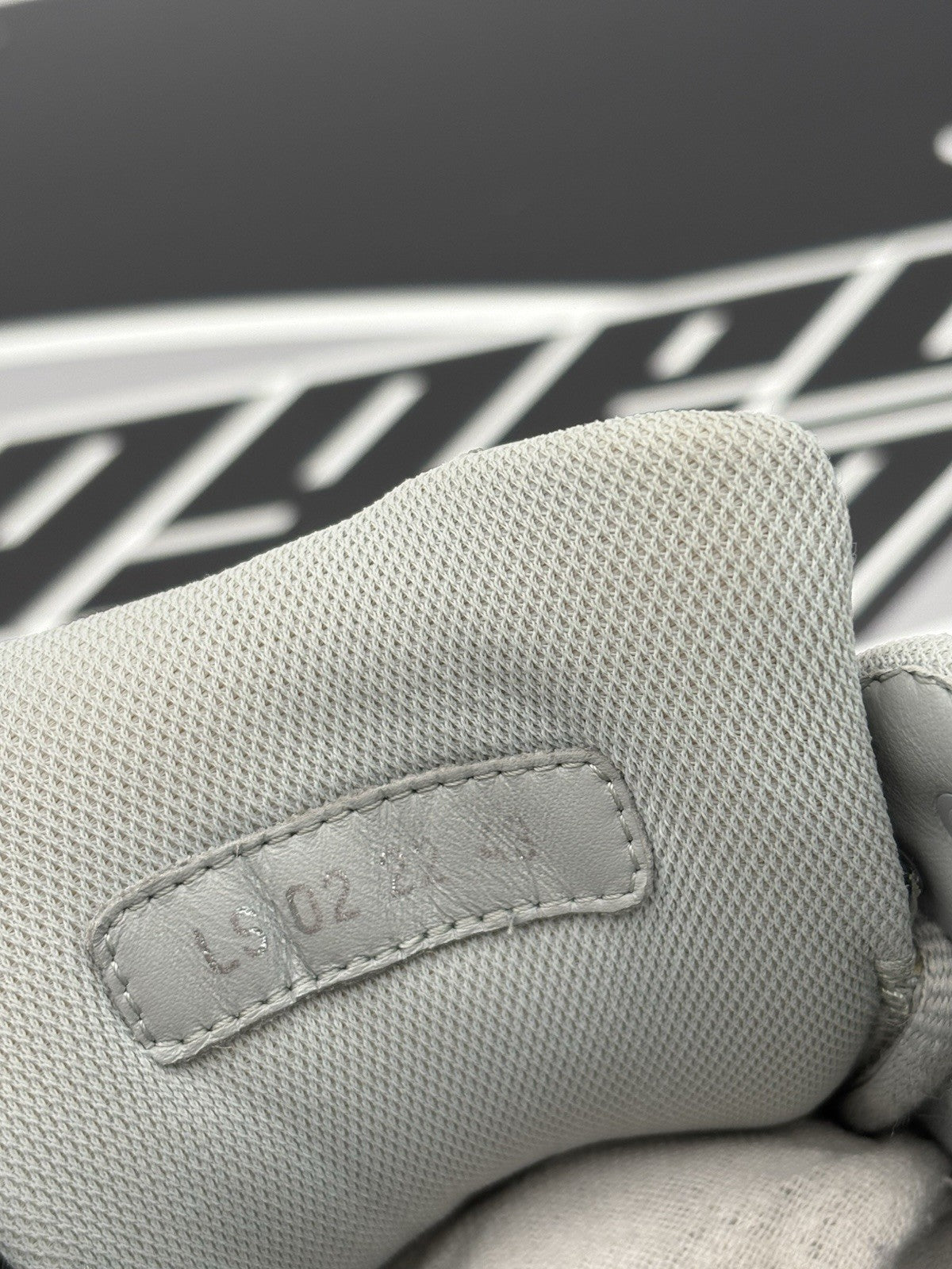Size 43 (10 US) - Dior B30 Reflective Sneaker ' Gray ' | GREAT CONDITION!
