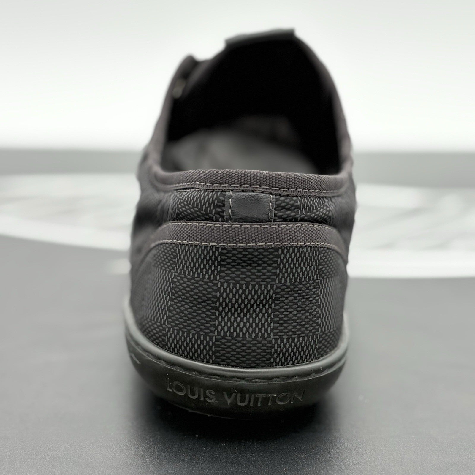 Size 7 LV (8-8.5 US) - Louis Vuitton Damier Low Top ' Black ' | GOOD CONDITION!
