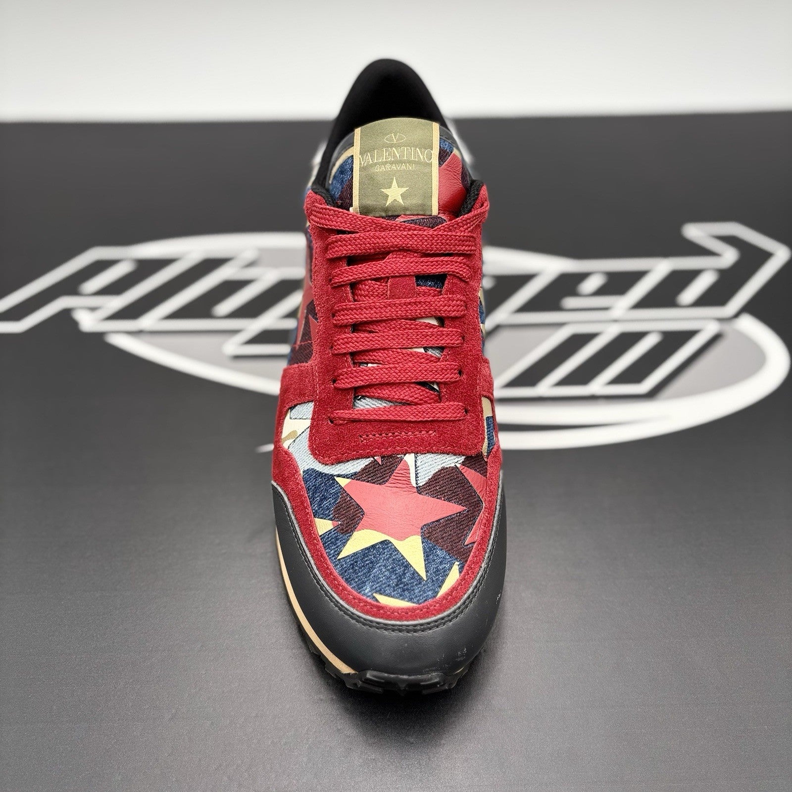 Size 40 EU (7 US) - Valentino RockRunner ‘ Camo Star ‘ | GREAT CONDITION!