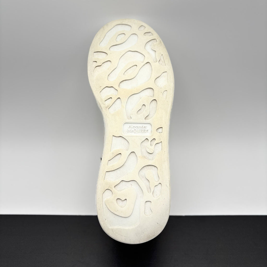 Size 41 (8 US) Alexander McQueen Oversized ' Gold Crocodile ' | GOOD COND!