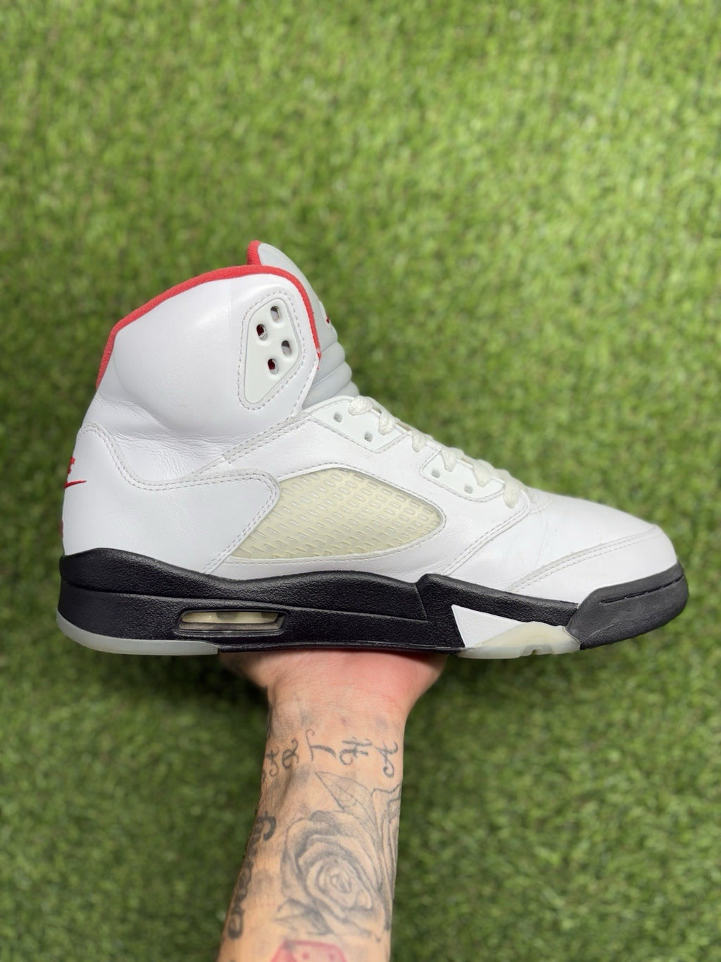 Size 9.5 - Air Jordan 5 Retro Mid ' Fire Red ' | GREAT CONDITION!