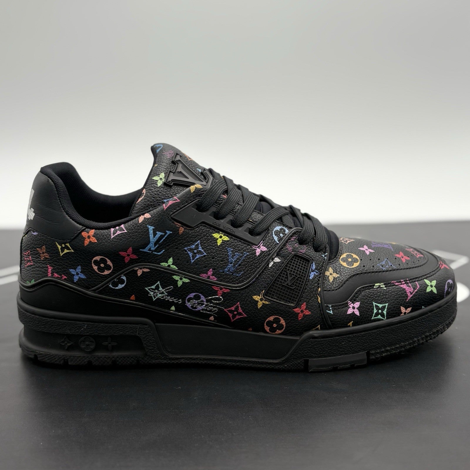 Size 8 LV (9-9.5 US) Louis Vuitton X Murakami Trainer ' Black ' | SUPER CLEAN