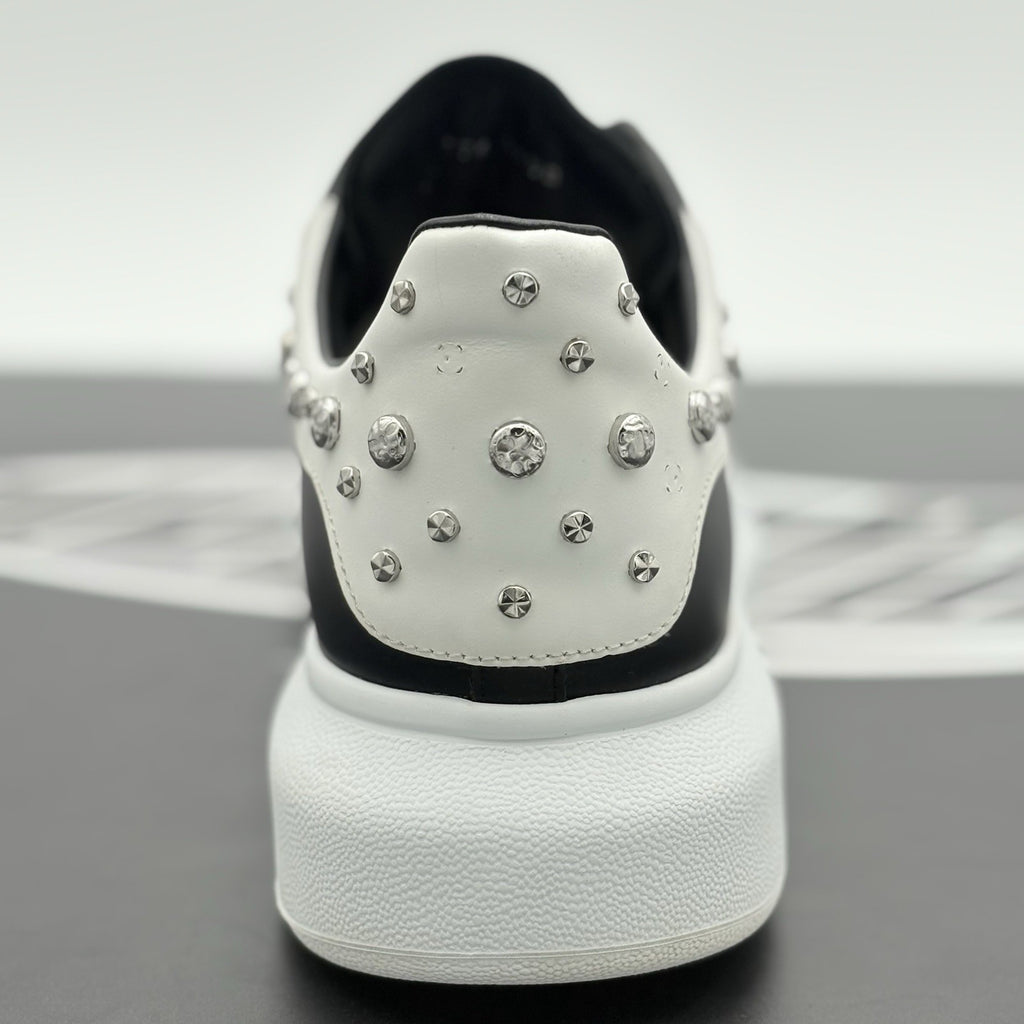 Size 43.5 (10.5 US) Alexander McQueen Studded Oversized ' White Black ' | CLEAN!