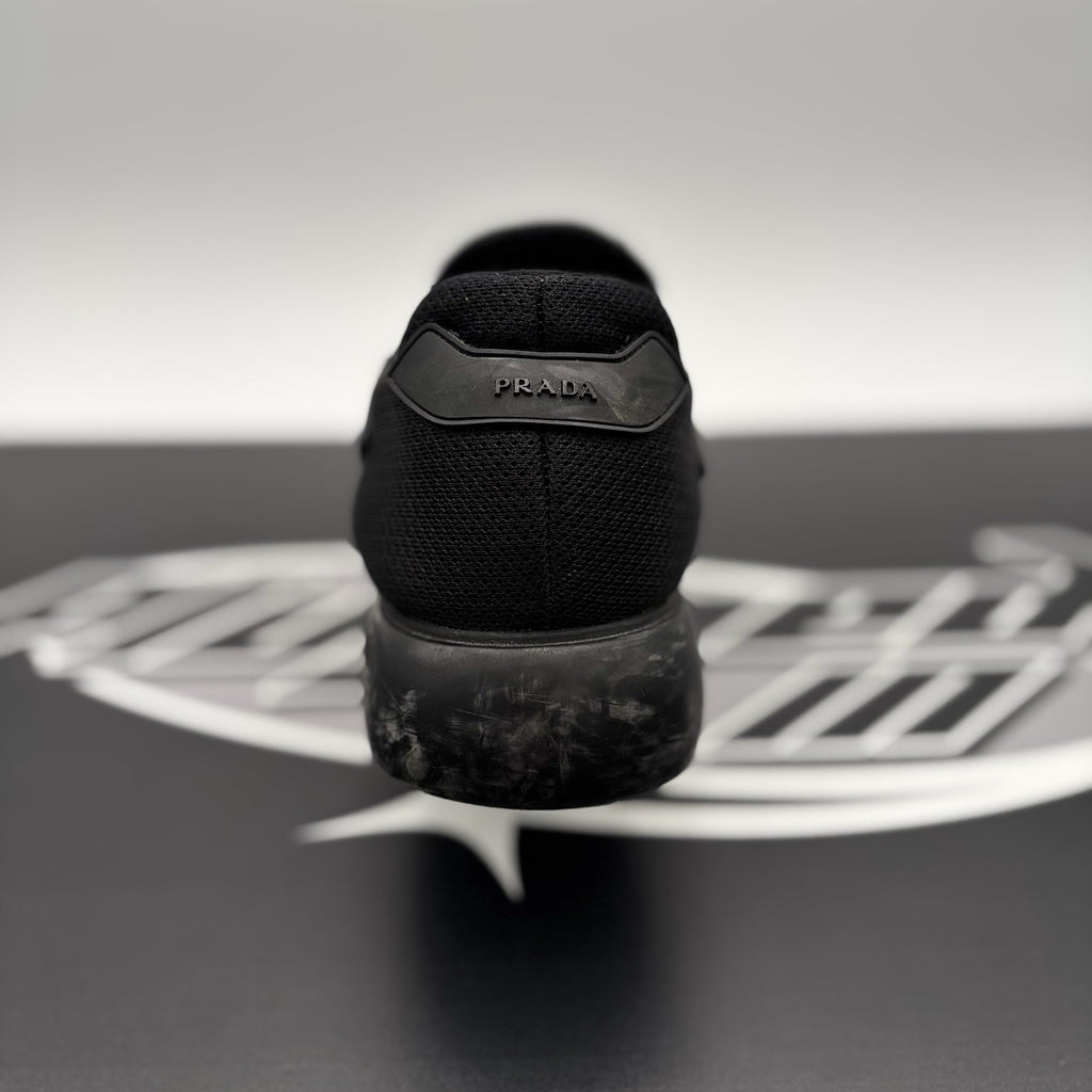 Size 41 EU (8 US) - Prada Cloudbust Sneaker ' Black ' | GOOD CONDITION!