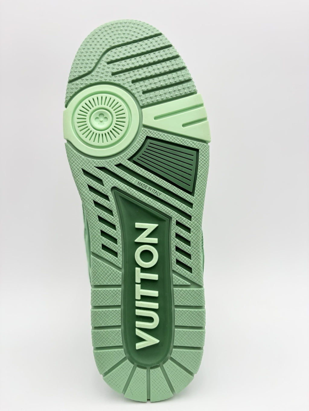 Size 7.5 LV (8.5-9 US) - Louis Vuitton Skate ' Green ' | EXCELLENT CONDITION!